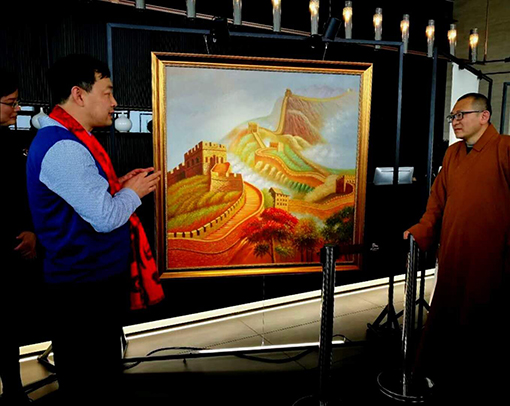 乔领展出精心创作的长城画作《金色中国梦》，惊艳全场
