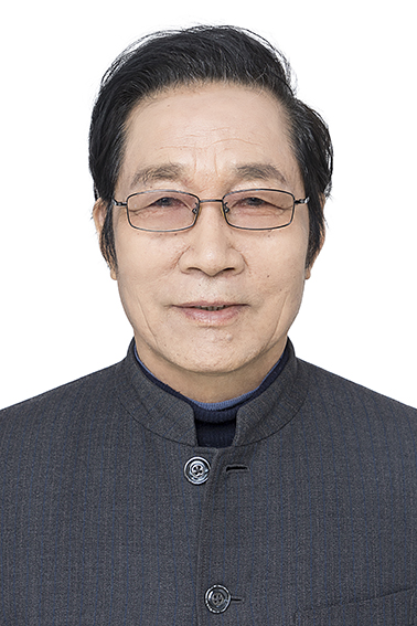 胡国民个人照片.jpg