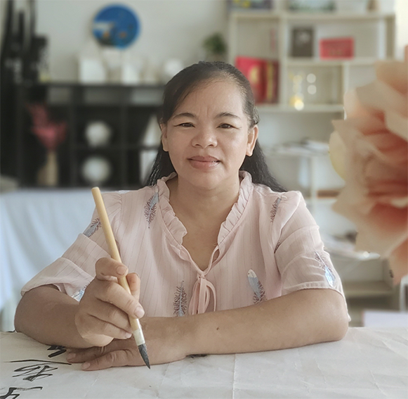 刘灿个人照.png