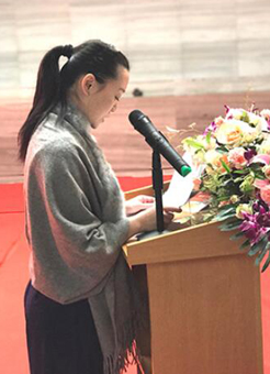 杨丹菲本人照片.jpg